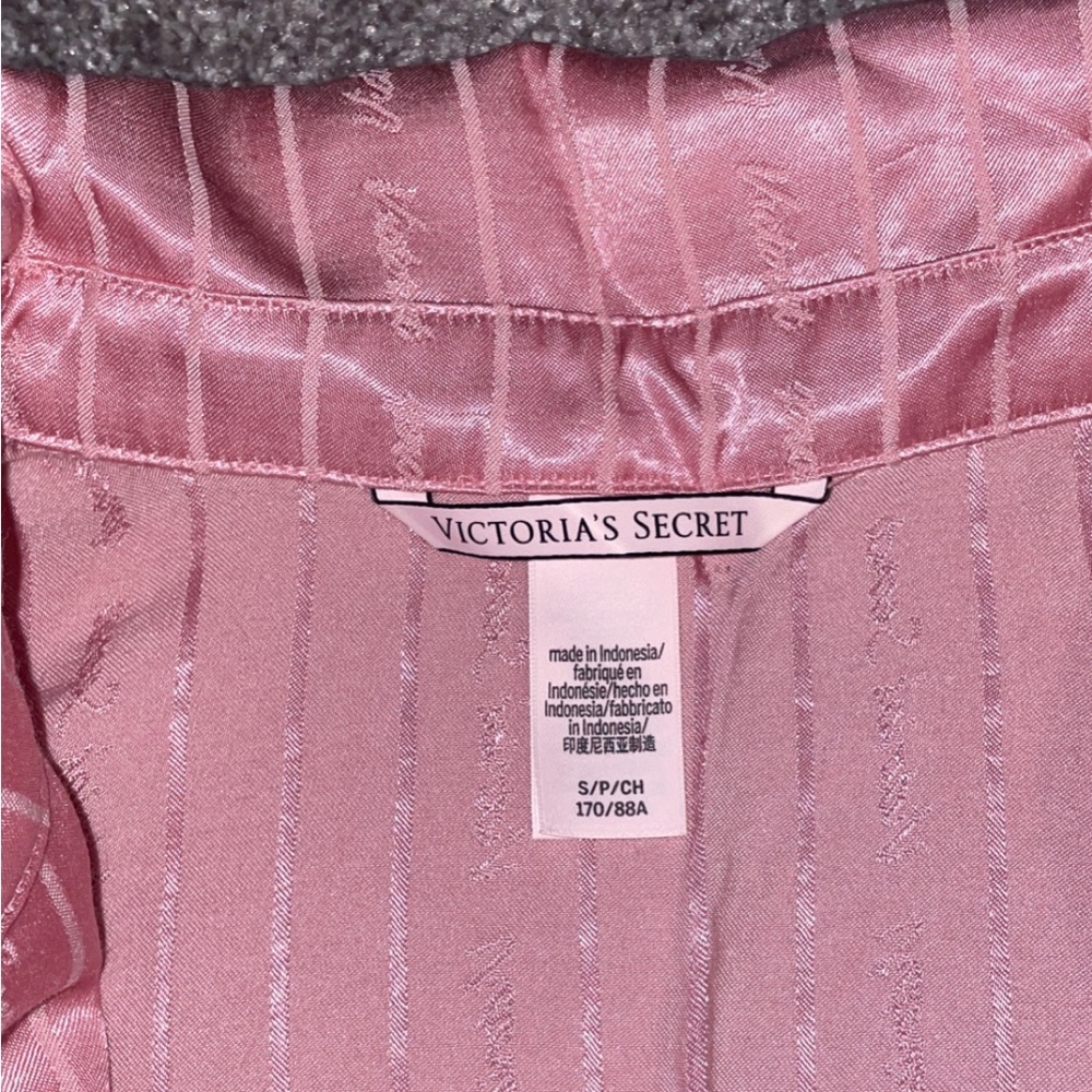 Victoria Secret Satin Long Sleeve Pajama Set - Picture 14 of 14